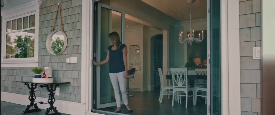 Retractable Fly Screens | Retract Screens Australia